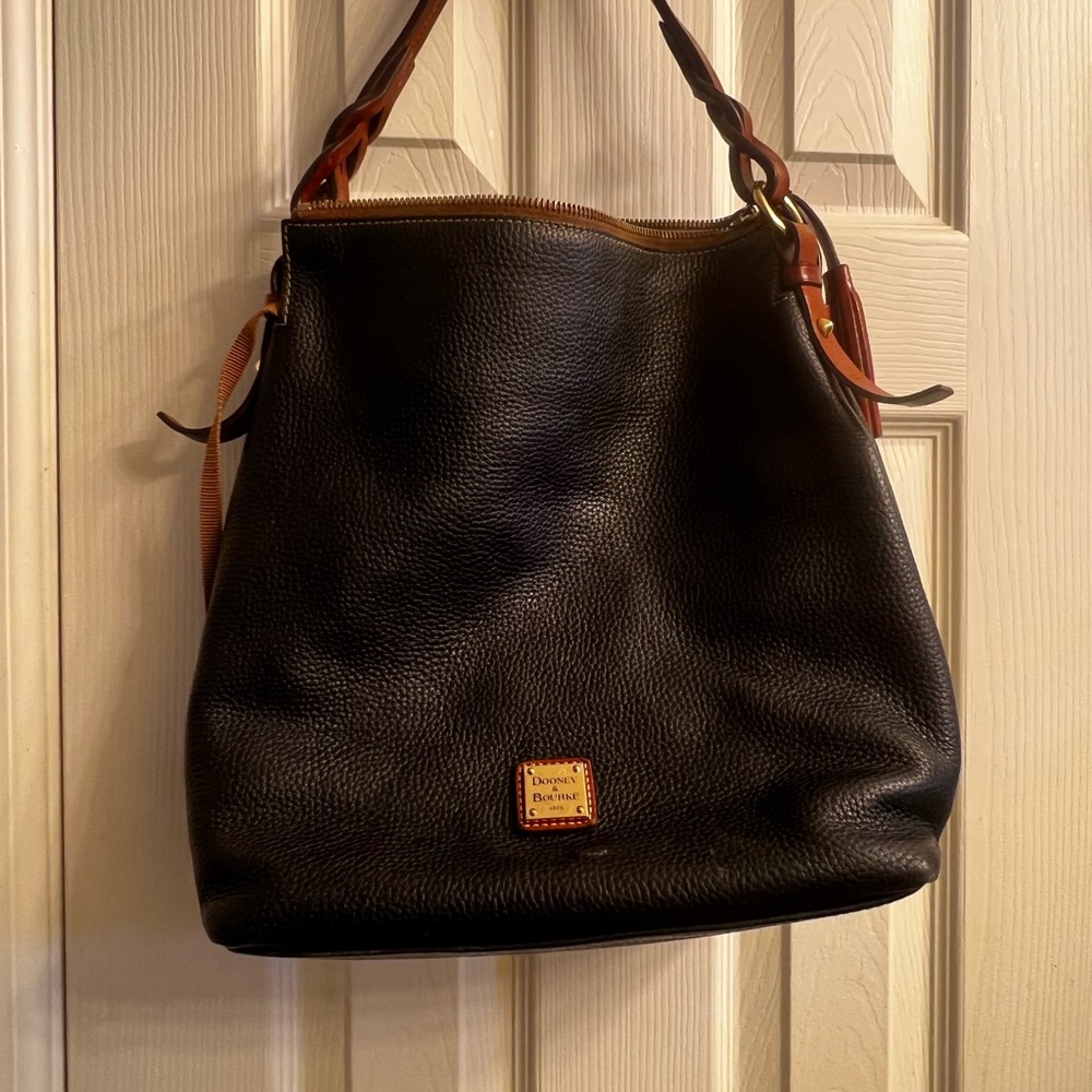 Dooney & Bourke Vintage Black Leather Shoulder Bag